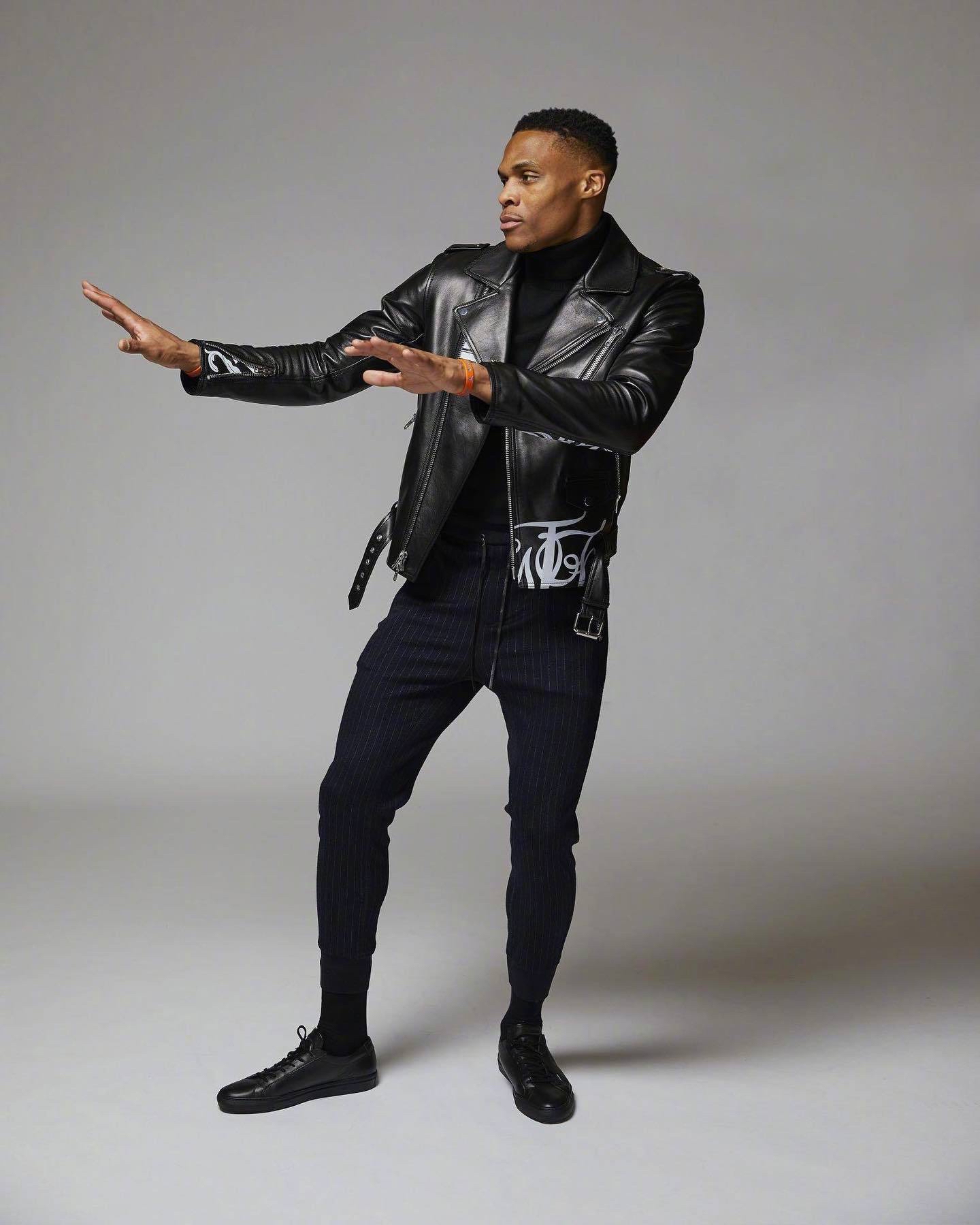 加时末段德国杯传出新动向，多伦多猛龙内部沟通，管理层表态——气氛紧张，更衣室氛围转暖的简单介绍